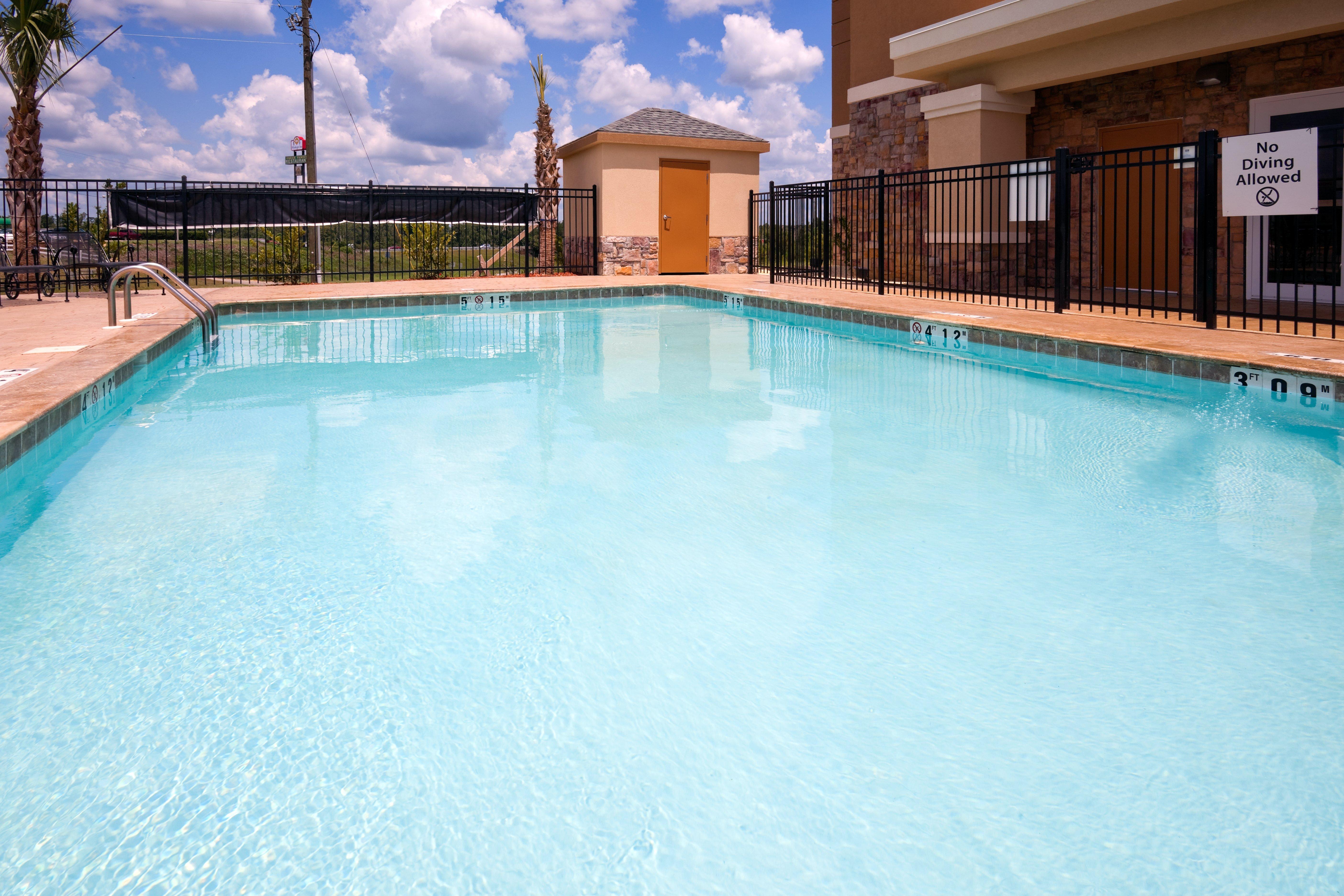 Holiday Inn Express Atmore By Ihg Exteriör bild