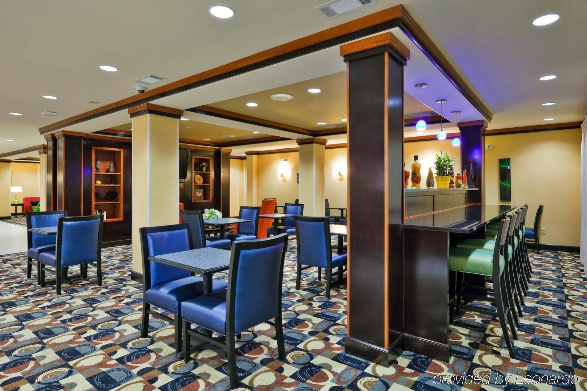 Holiday Inn Express Atmore By Ihg Exteriör bild